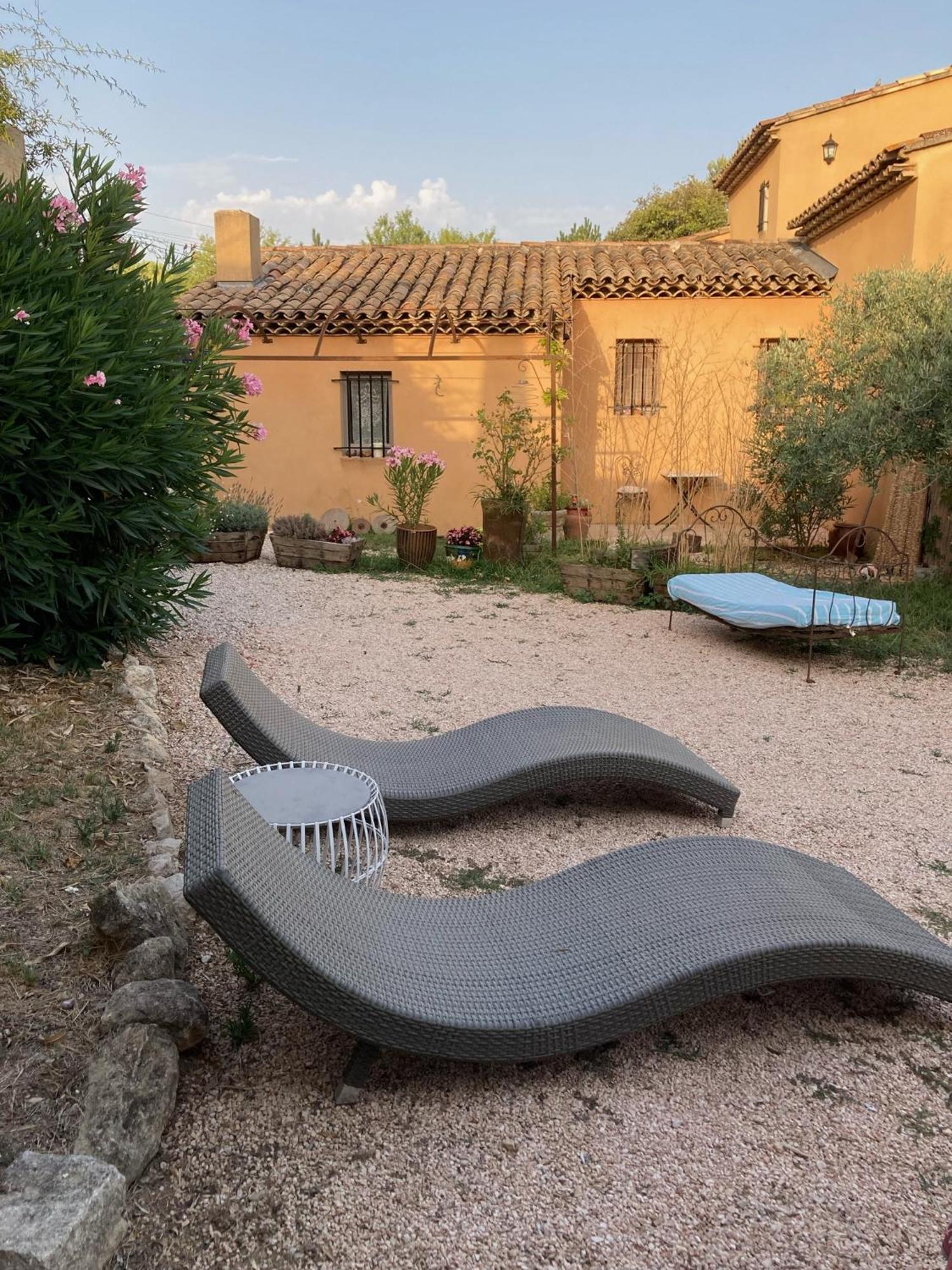 La Petite Garrigue Villa Mérindol Buitenkant foto